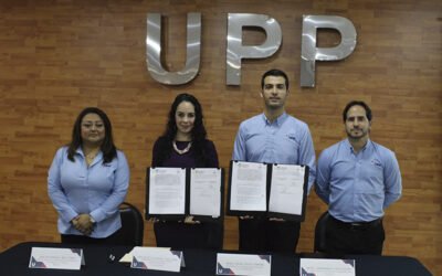 Firma del convenio de colaboración con la Universidad Privada de la Península (UPP).